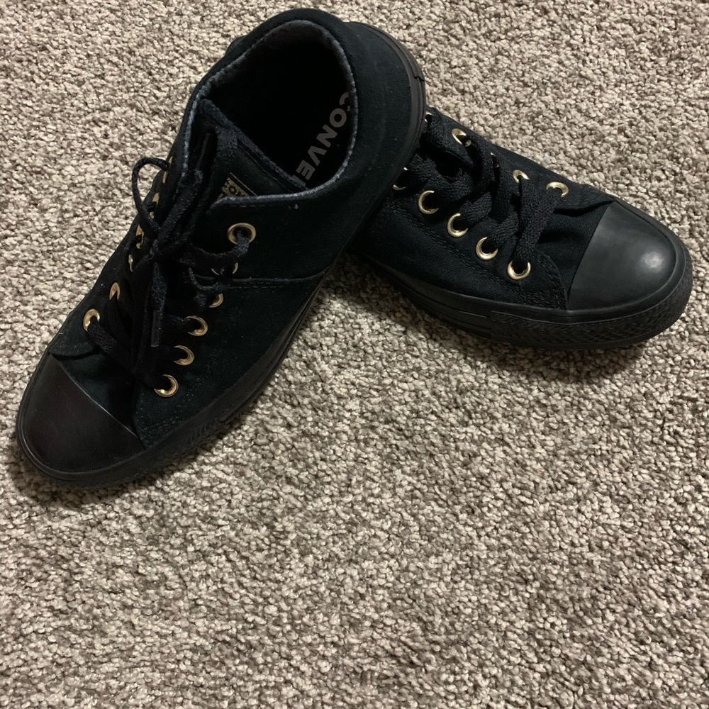 Converse - Picture 3 of 3